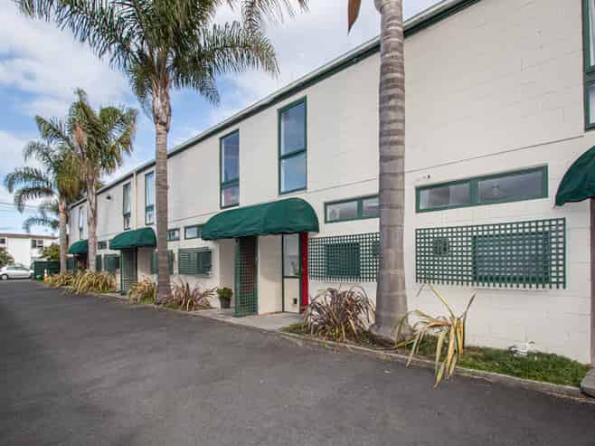 6/1 Coates Street, Hamilton East