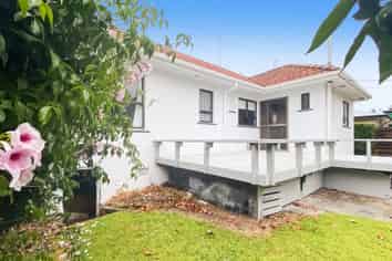 9 Pooles Road, Greerton