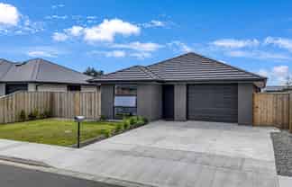 46 Chambers Avenue, Woodend