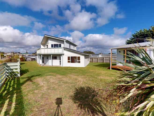 121 Rua Avenue, Waitarere Beach