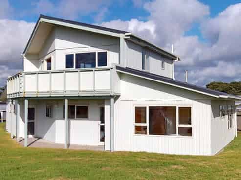 121 Rua Avenue, Waitarere Beach