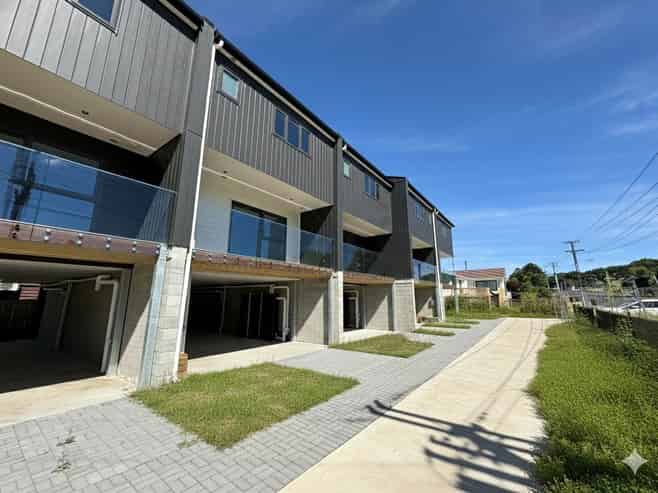 lot 2/71 Smiths Avenue, Papakura