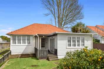 13 Ross Crescent, Fairfield