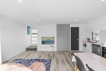 3/58 Division Street, Riccarton