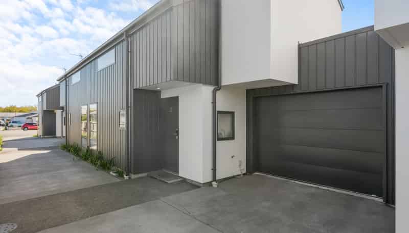 3/58 Division Street, Riccarton