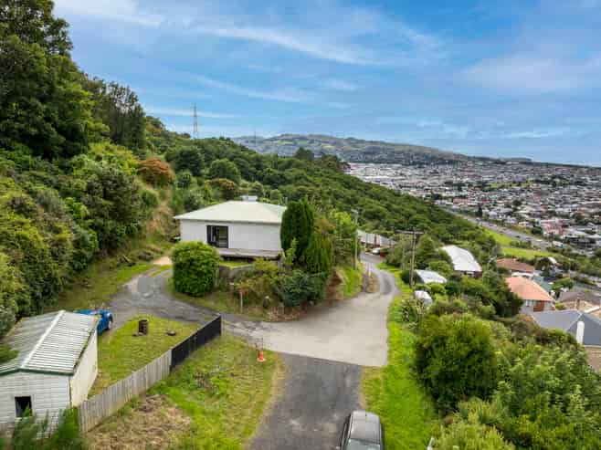 9 Robinson Street, LOOKOUT POINT