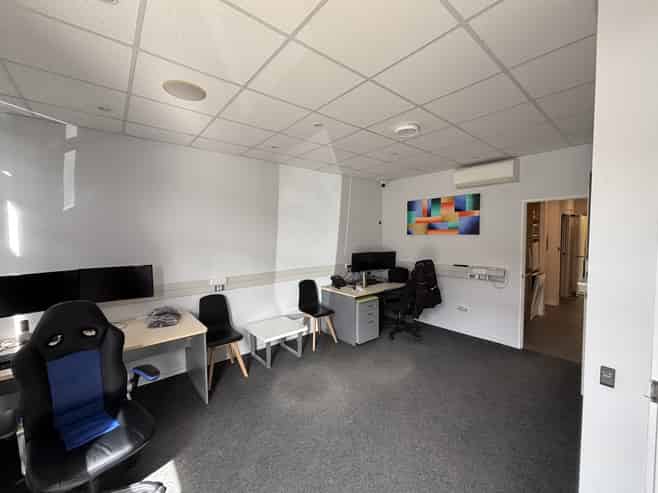 Versatile Unit in Grenada Business Park