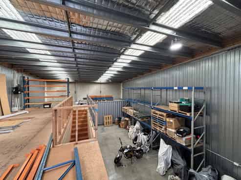 Versatile Unit in Grenada Business Park