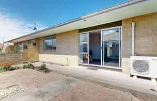 2/24 Cox Street, Ashburton