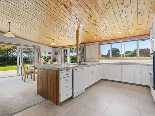 11 Wills Road, Waitara