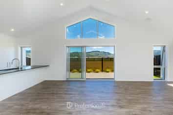 10 Silver Knight Street, Trentham