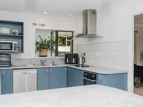 6 Exeter Street, Glenview