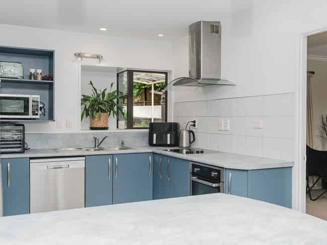 6 Exeter Street, Glenview