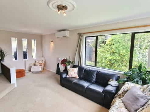 6 Exeter Street, Glenview