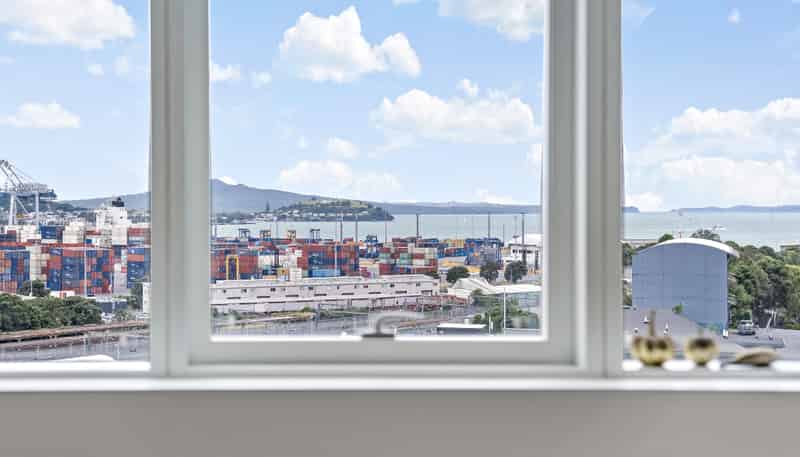 1003/2B Augustus Terrace, Parnell