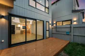 17C Sorrel Crescent, Bucklands Beach