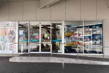 Prominently Positioned  Greymouth