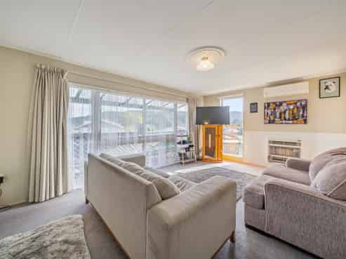 50 Aniseed Grove, Timberlea