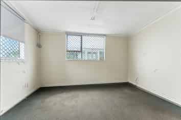 Spacious industrial facility