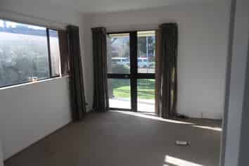 7 Hurworth Grove, Waikanae