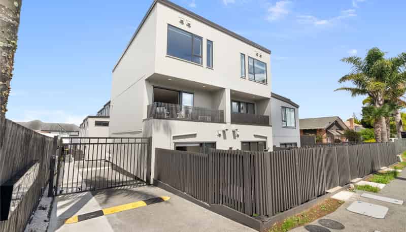 1-9/289 Mount Albert Road, Sandringham