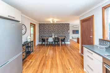 136 Mount View Road, Bastia Hill