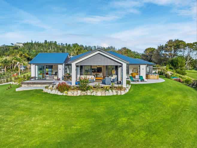 19 Titoki Lane, Whangamata