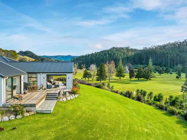 19 Titoki Lane, Whangamata
