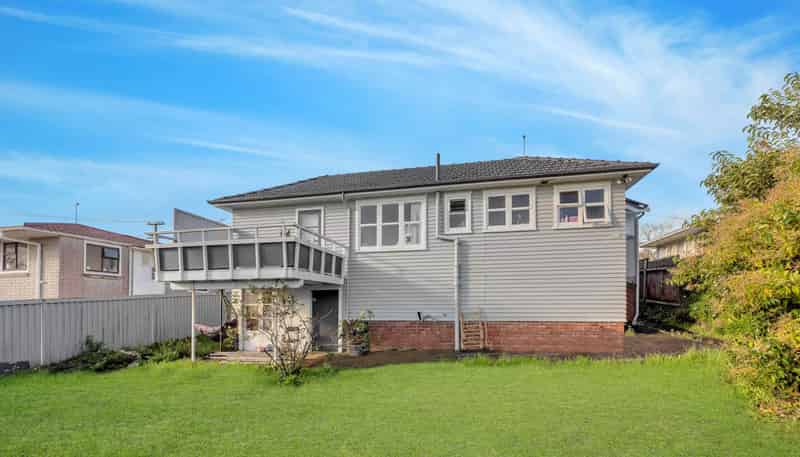 14 Roseville Street, New Windsor