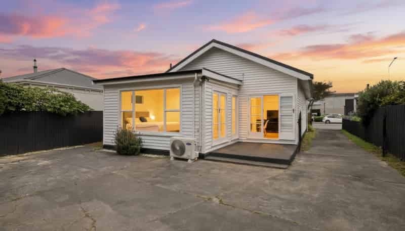 659 Ferry Road, Woolston