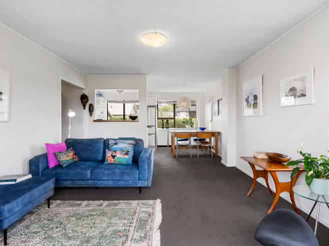 2/54 Garnet Road, Westmere