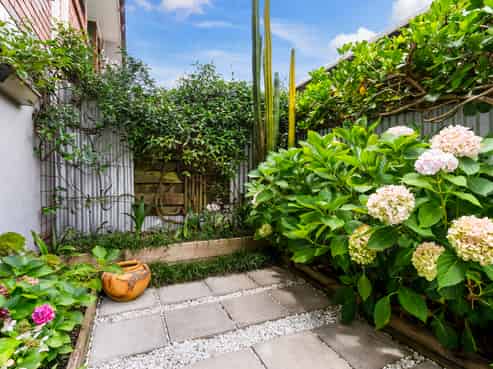 2/54 Garnet Road, Westmere