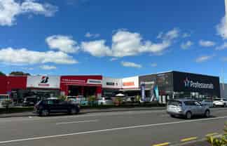 High Profile Large Format Retail 