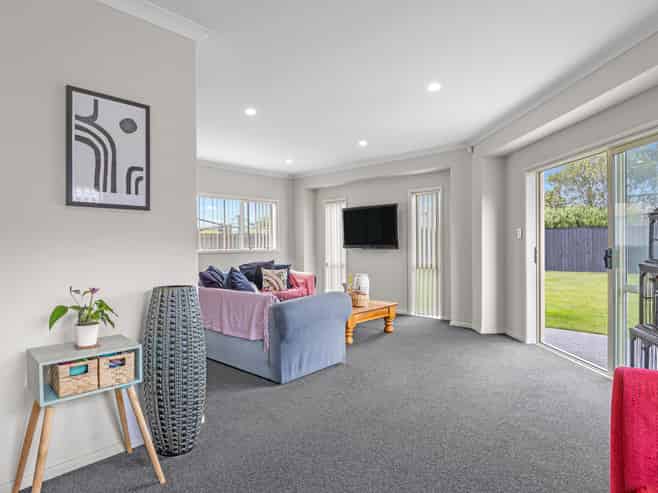 105 Aston Drive, Waimairi Beach