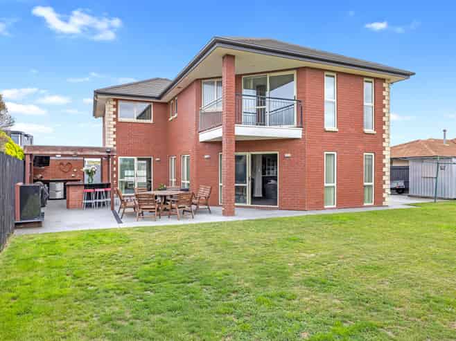 105 Aston Drive, Waimairi Beach