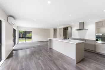 18 Castellina Drive, Karaka