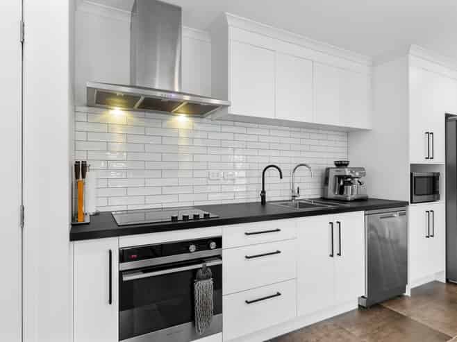 18 Tomairangi Crescent, Pukekohe