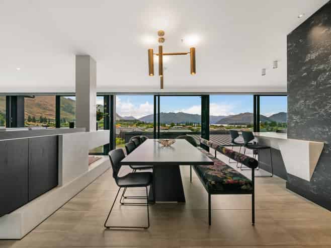 9 Little Alpha Loop, Wanaka