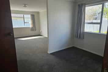 241b Cambridge Avenue, Ashhurst