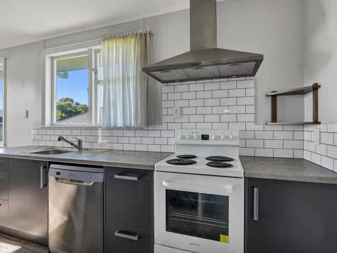 115 Denby Road, Hawera