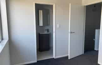 17/11 Ray Small Drive, Papakura