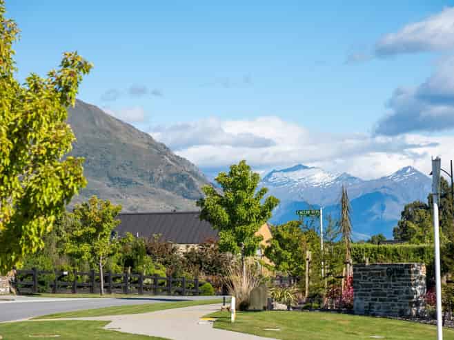 19 Deans Drive and 2 Marjon Drive, Wanaka