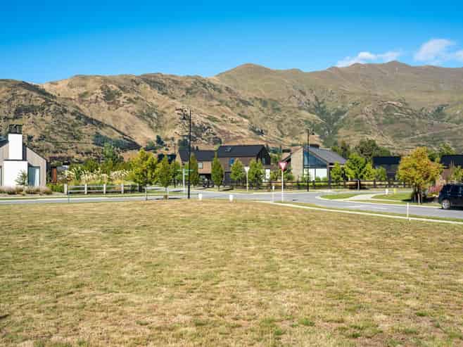 19 Deans Drive and 2 Marjon Drive, Wanaka
