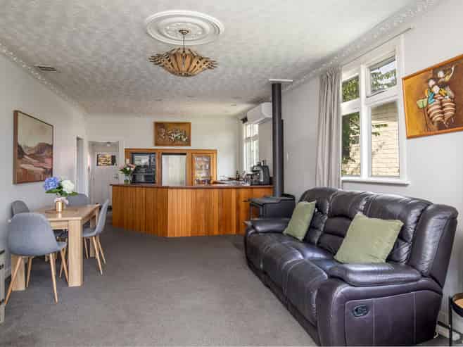 9 Old Bridge Road, Alexandra