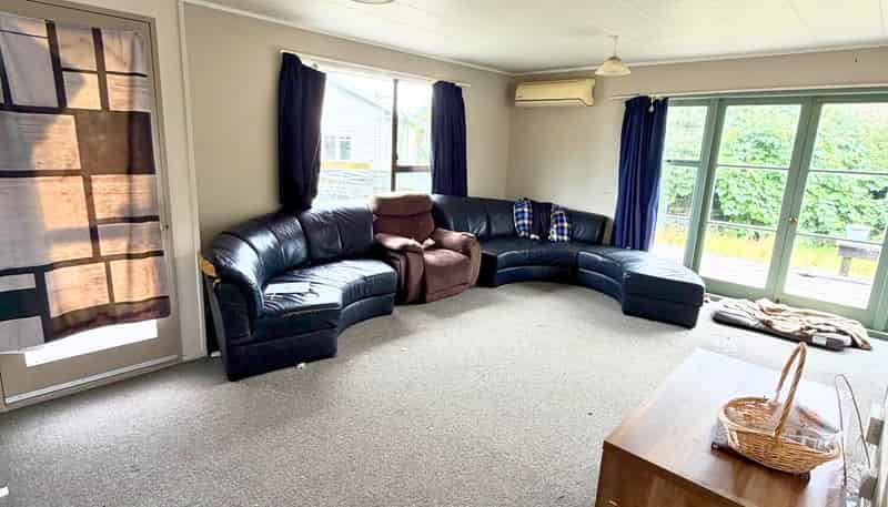 34B Charles Road, Hannahs Bay