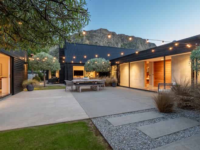 1 Larkins Way, Arthurs Point