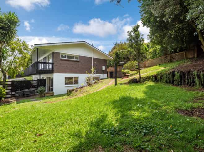 4 Sispara Road, Beach Haven