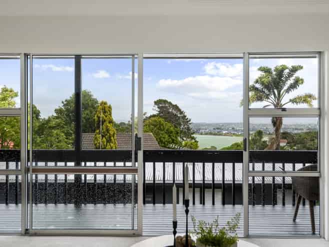 4 Sispara Road, Beach Haven