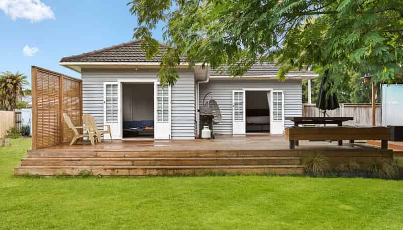 12 Tui Avenue, Forest Lake