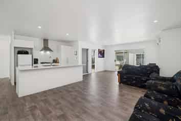 21/16 Ian Street, Koutu